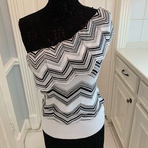 Beautiful knitted top